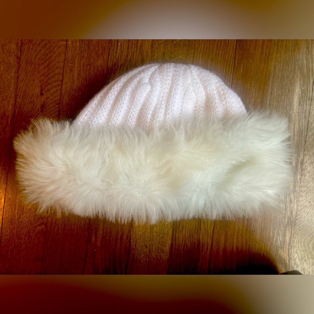 White Knit Hat W/ Faux Fur Around Bottom